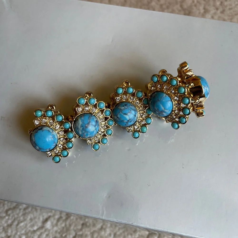 NWOT Loft Turquoise with crystal rhinestones elastic bracelet.